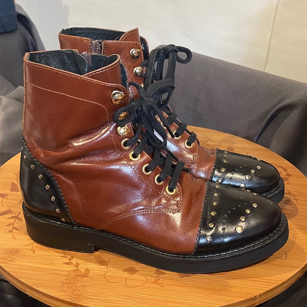 Jonak leather Two-Tone Women's Combat Boots studded